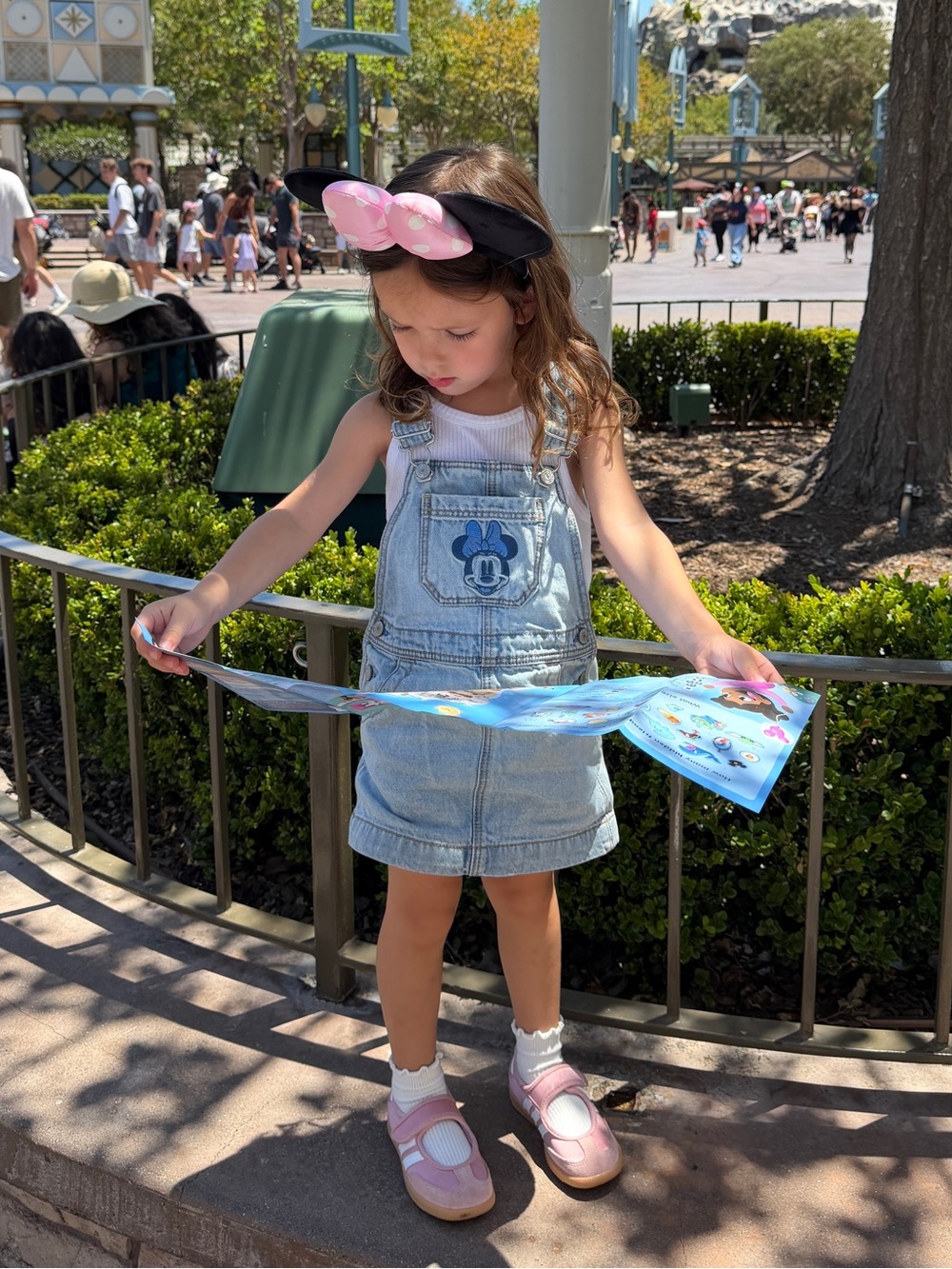 Minnie x Gap Vintage overall dress